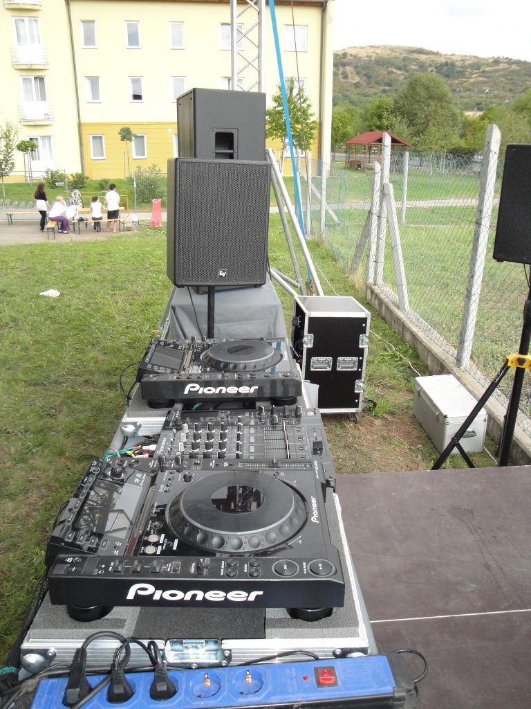 Mifest 2011 Dj pult