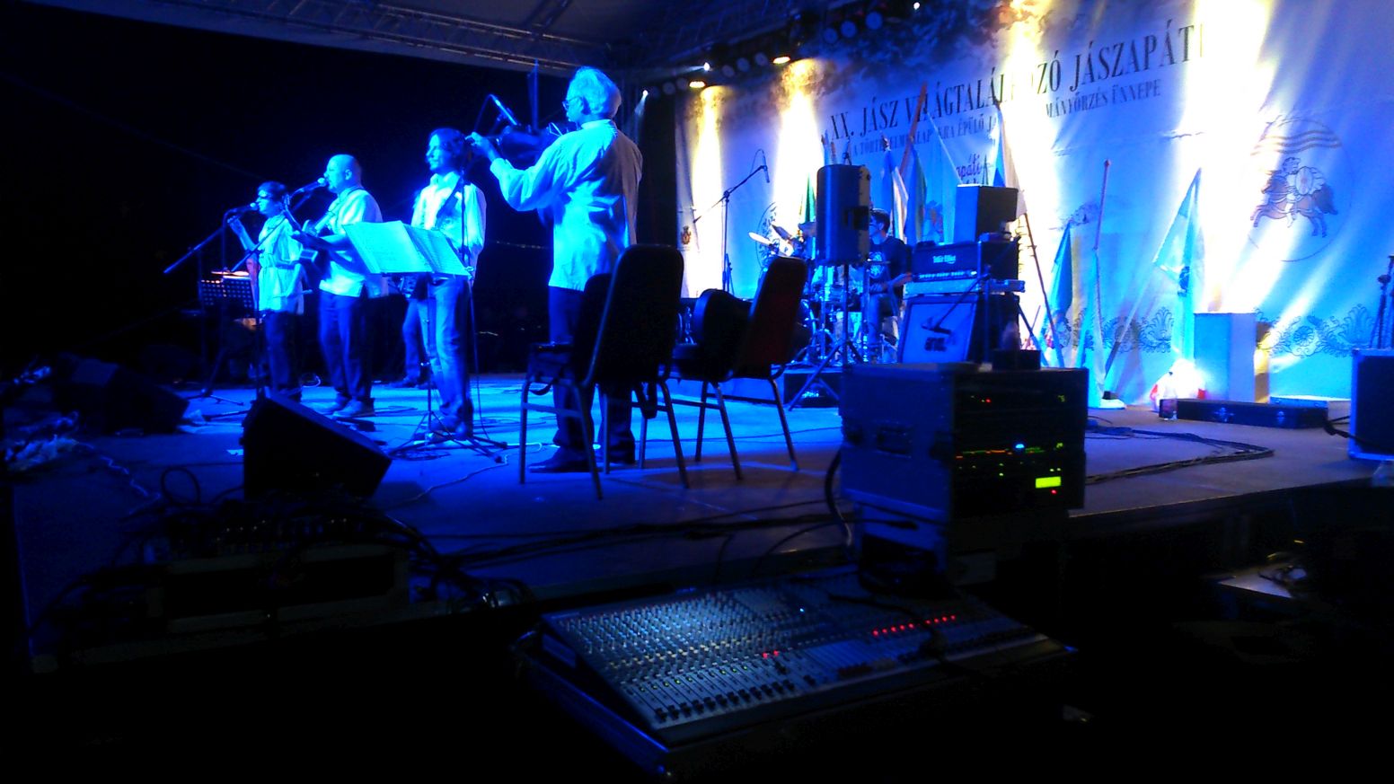 XX.Jász Világtalálkozó Jászapáti 2014 Jászmagyarok rock koncert Monitorkeverés