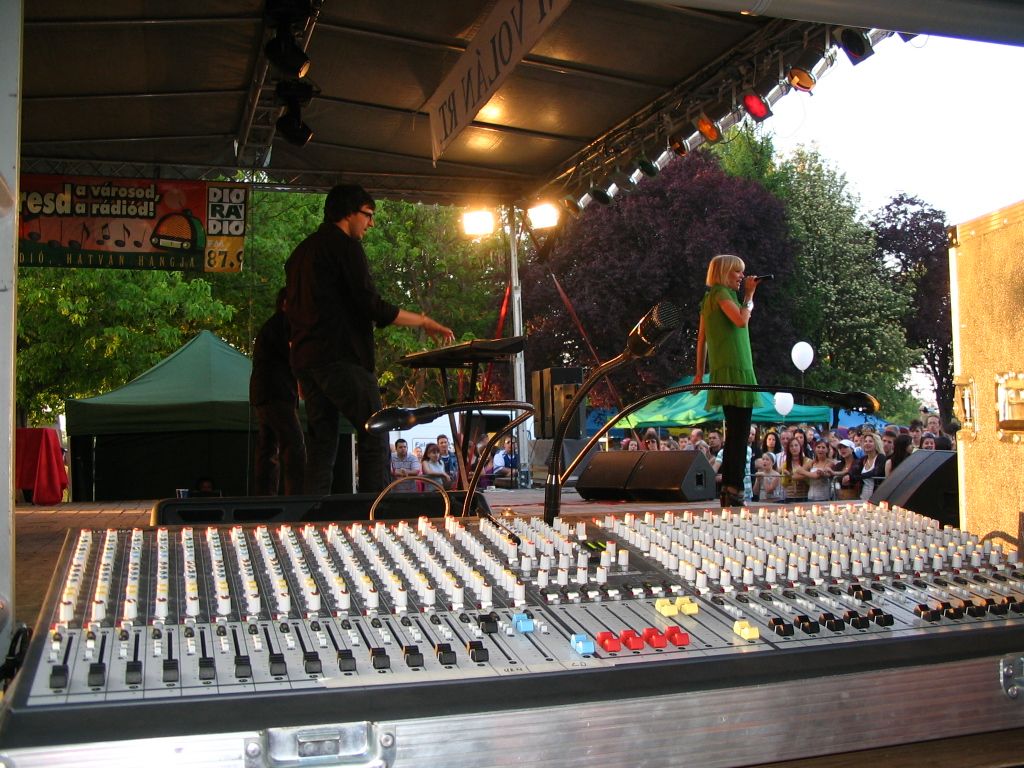Unique Koncert hangosítás Hatvan